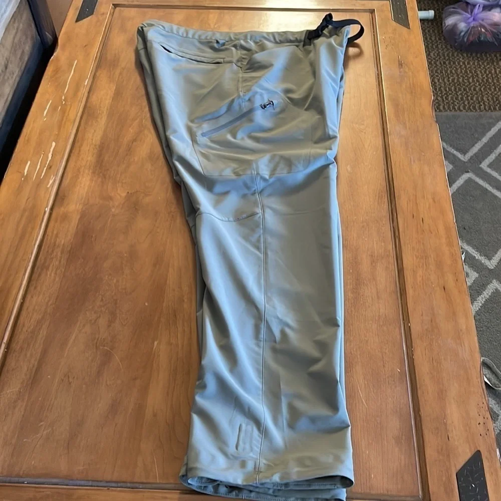 Rei NWOT Nylon Pants Large-30L